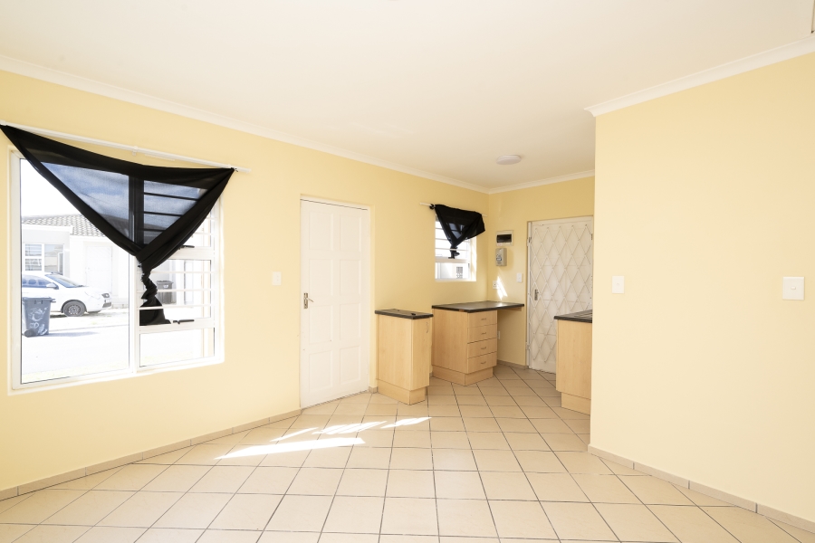 2 Bedroom Property for Sale in Sunset Glen Western Cape